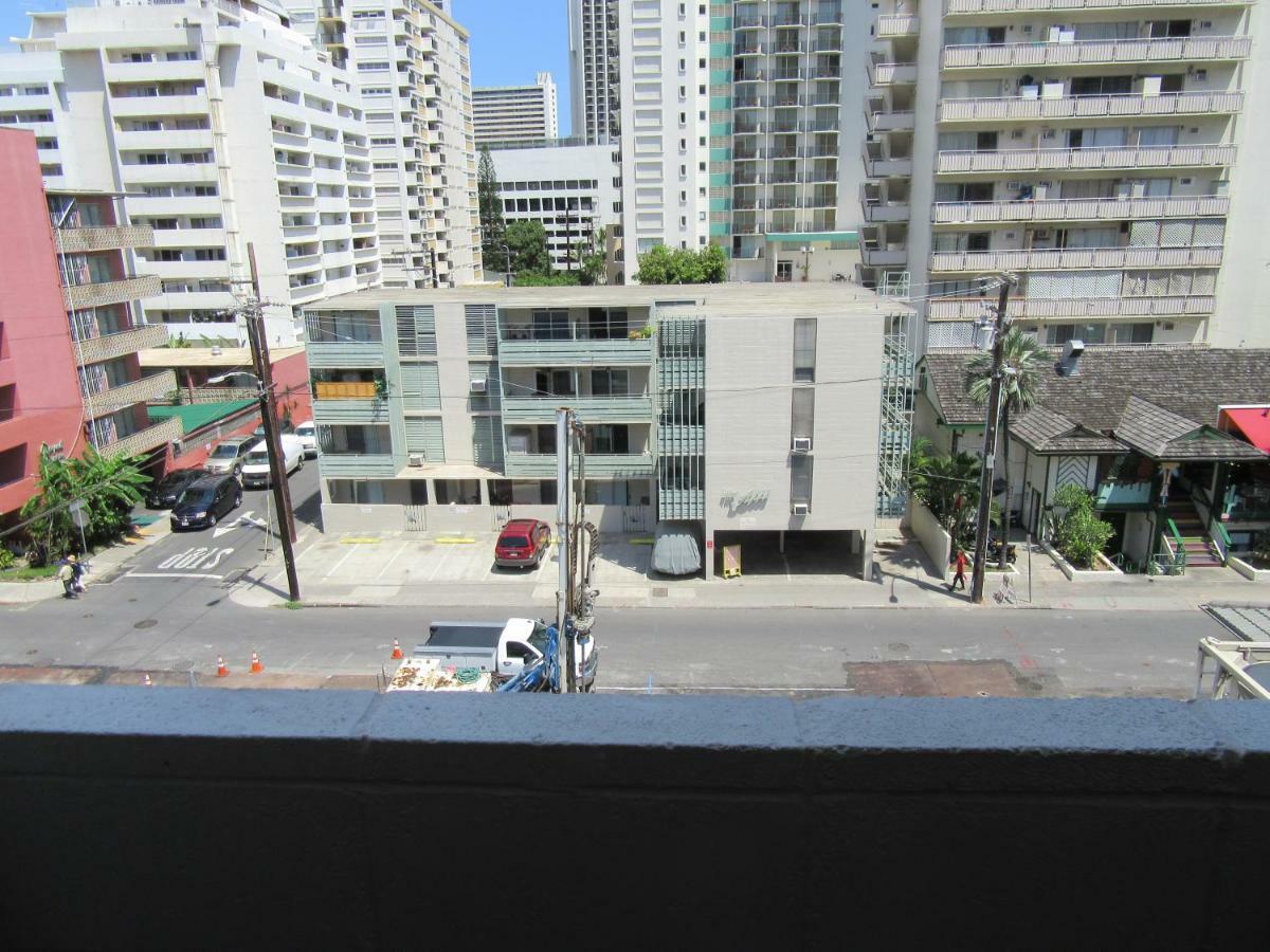 Waikiki Central Hotel - No Resort Fees Honolulu Exterior photo
